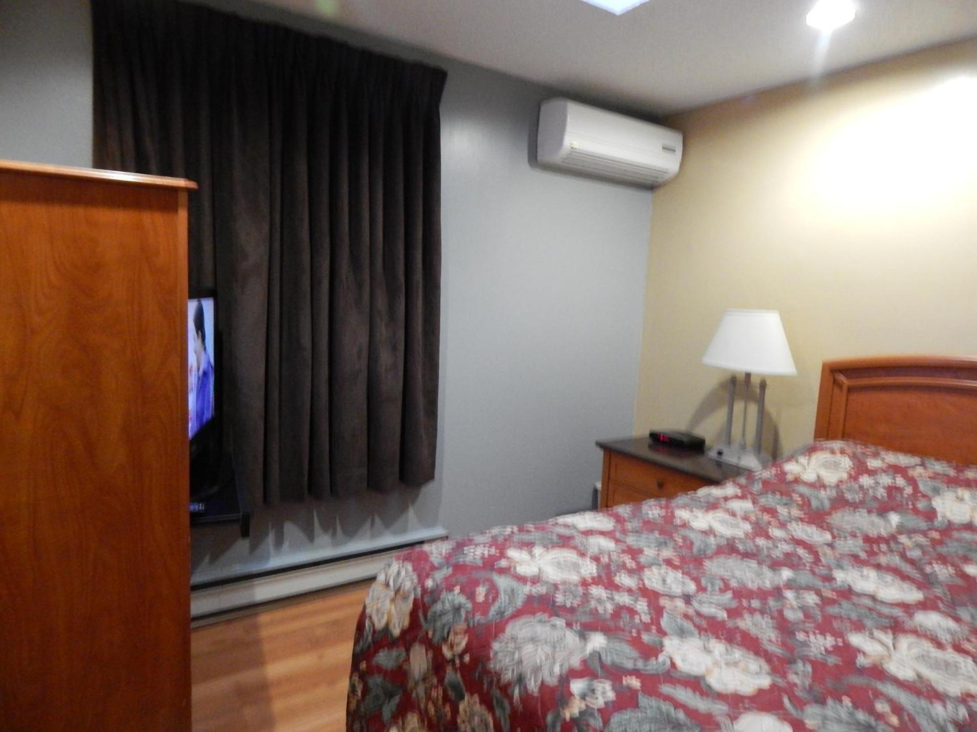 Nox Hostel トロント エクステリア 写真